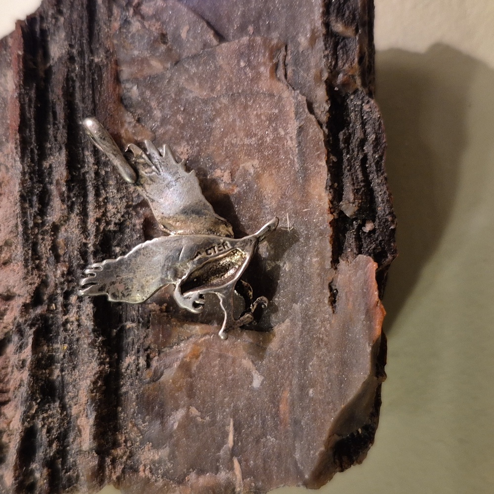 Silver Eagle Pendant - Picture 2 of 3